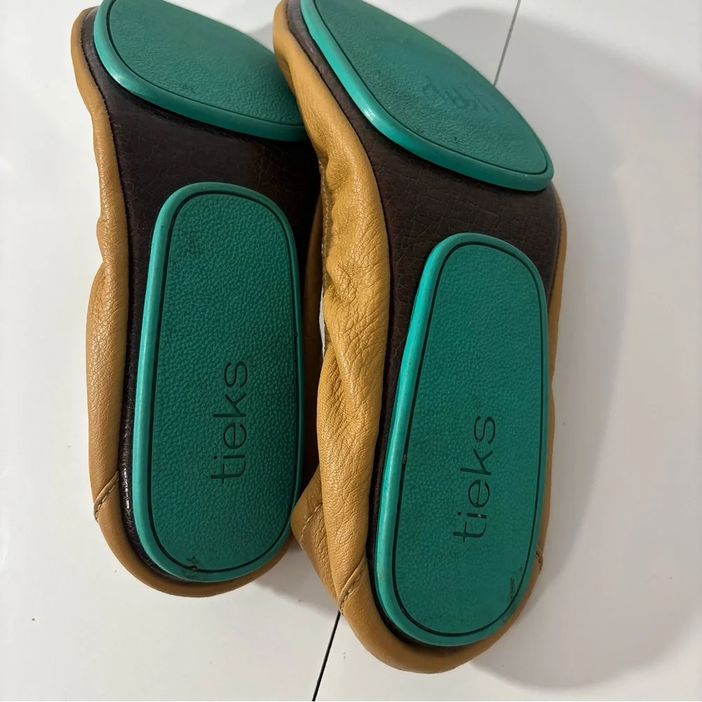 TIEKS Size 8 Shoes - Tan/Light Brown - Picture 7 of 7